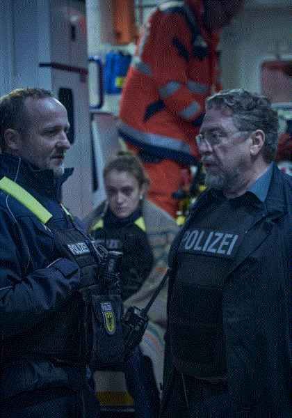 夜班：事故封面图