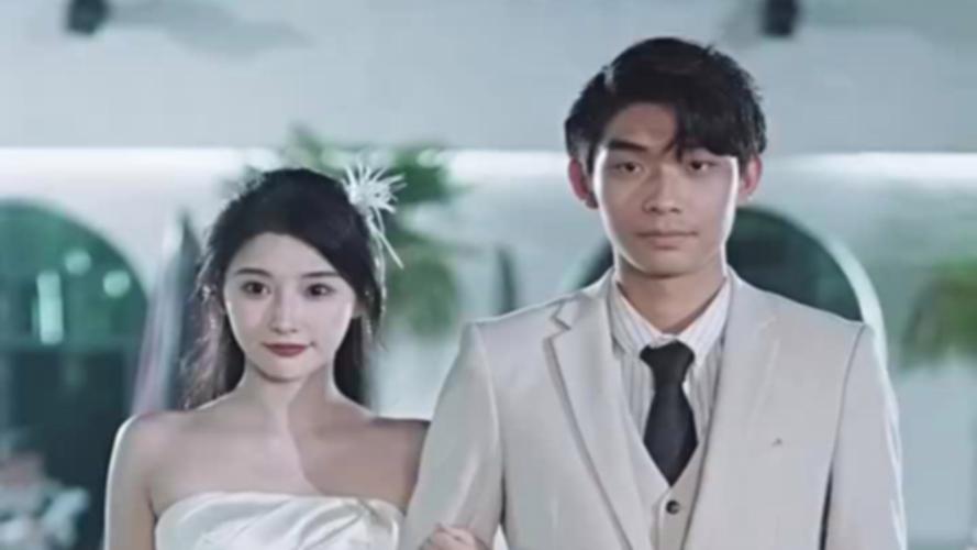 闪婚后她被顾总宠上天封面图