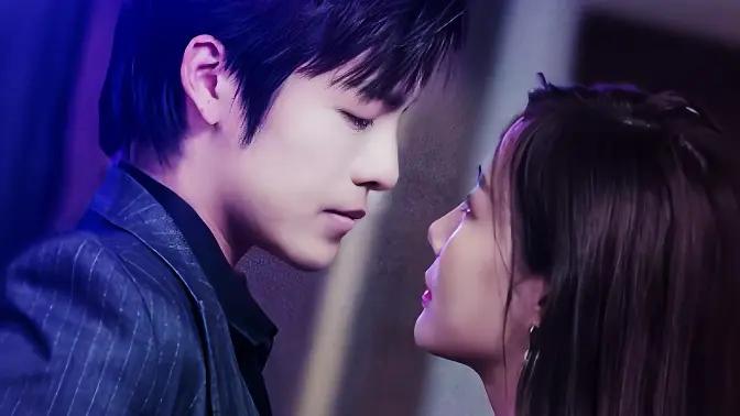 年下狼狗撩得姐姐面红心跳封面图