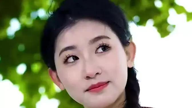 我的老婆是神秘大佬封面图