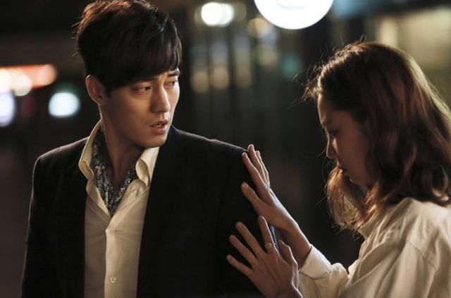 傲娇总裁每天都在争风吃醋封面图